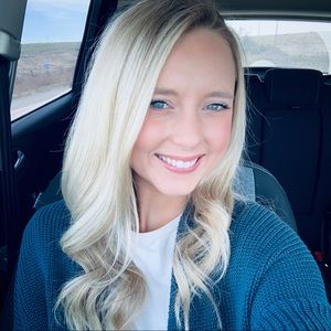 Meet your Posher, Bailey